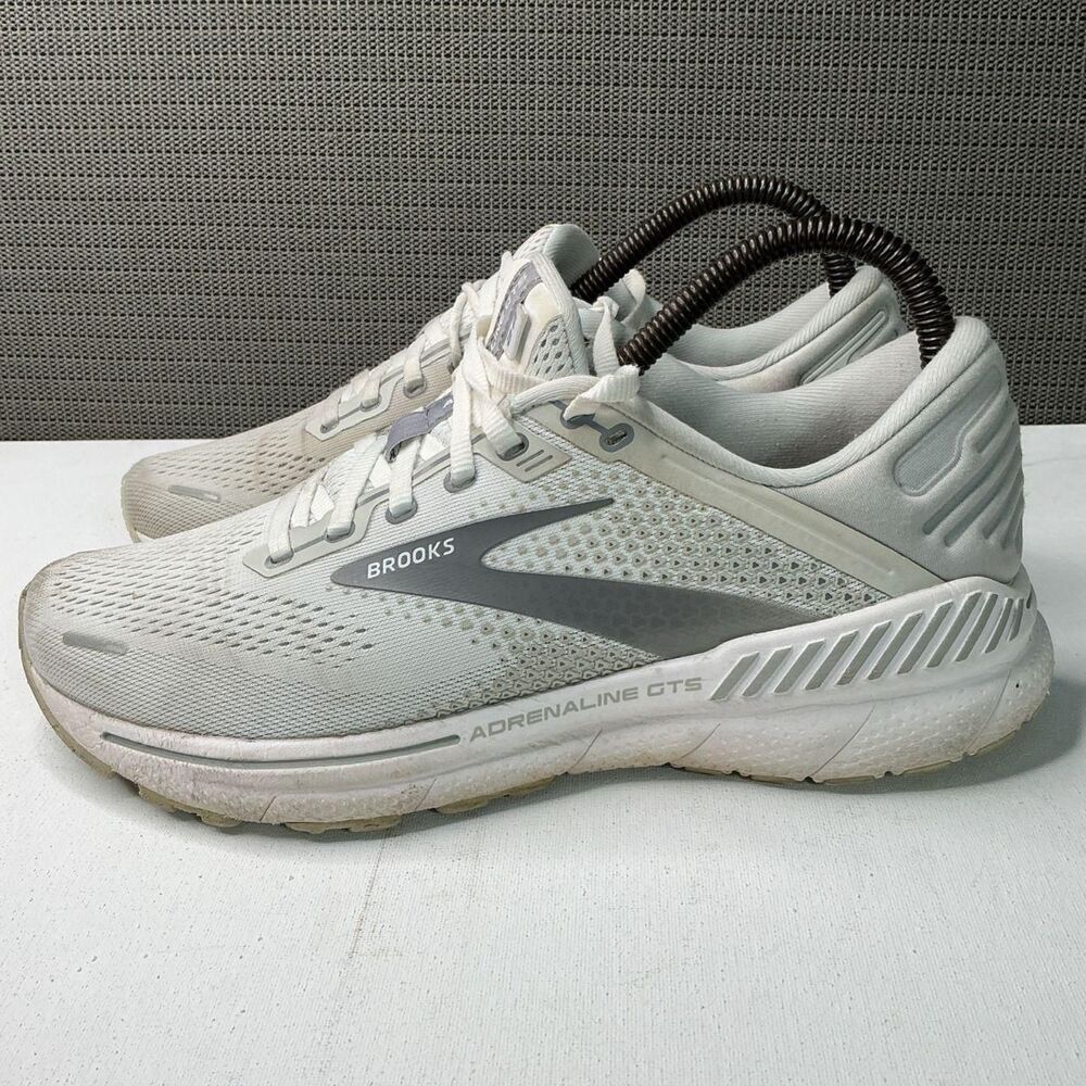 Brooks Women's White Trainers